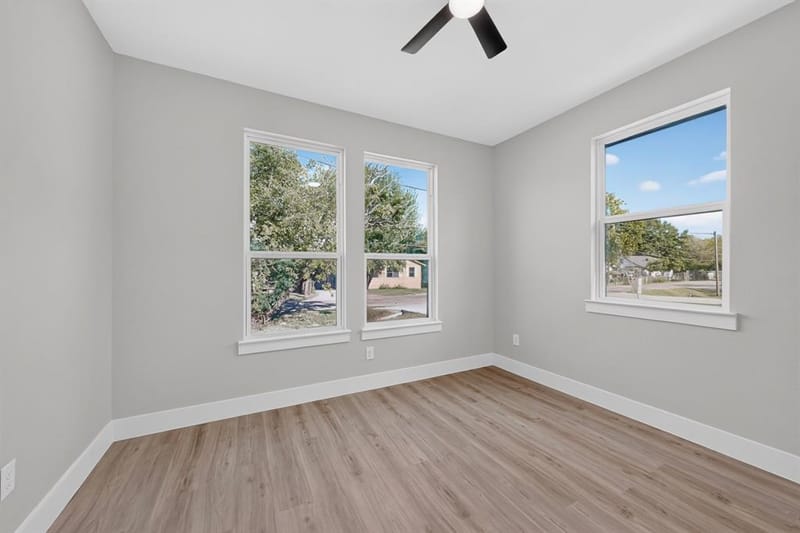 1309 N BRECKENRIDGE Street, Ennis TX 75119 - Photo 23