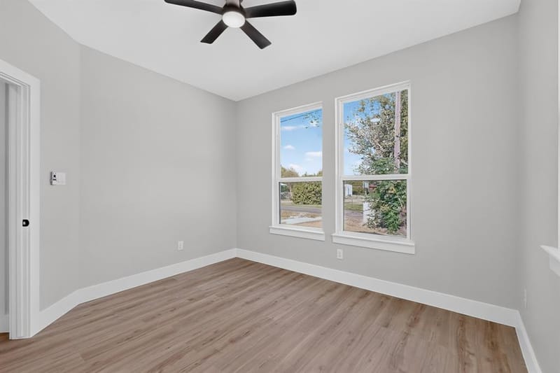 1309 N BRECKENRIDGE Street, Ennis TX 75119 - Photo 24