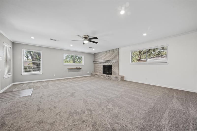 6404 Ravenswood Drive, Fort Worth TX 76112 - Photo 13