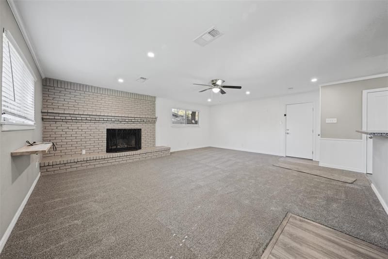 6404 Ravenswood Drive, Fort Worth TX 76112 - Photo 12