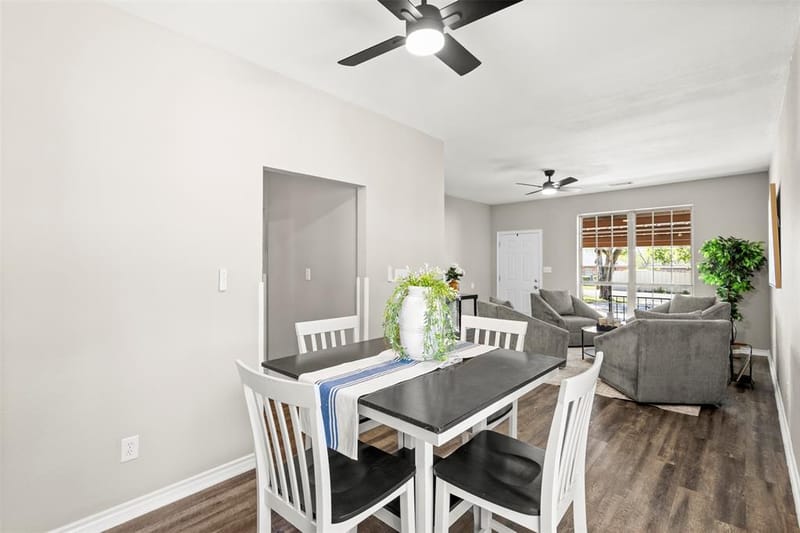 810 S Sherman Street, Ennis TX 75119 - Photo 14