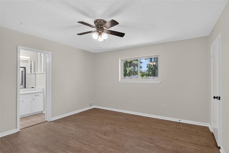 8716 Hollow Bluff Drive, Haughton LA 71037 - Photo 13