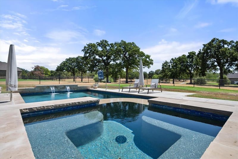 104 Estancia Court, Decatur TX 76234 - Photo 34