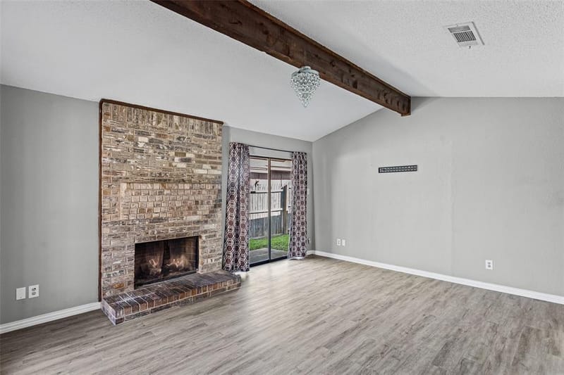 6725 S creek Drive, Fort Worth TX 76133 - Photo 9