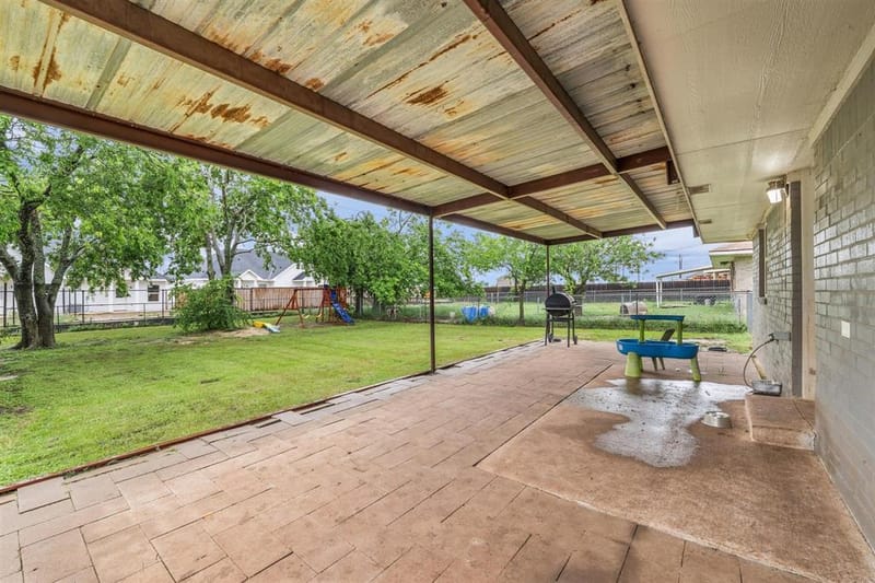 408 Little Avenue, McGregor TX 76657 - Photo 23