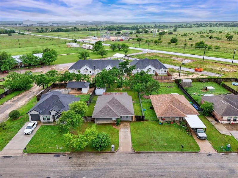 408 Little Avenue, McGregor TX 76657 - Photo 28
