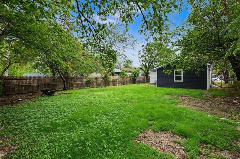 3805 Burton, Fort Worth TX 76105 - Photo 24