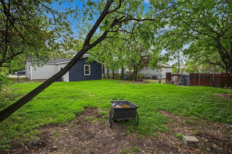 3805 Burton, Fort Worth TX 76105 - Photo 25