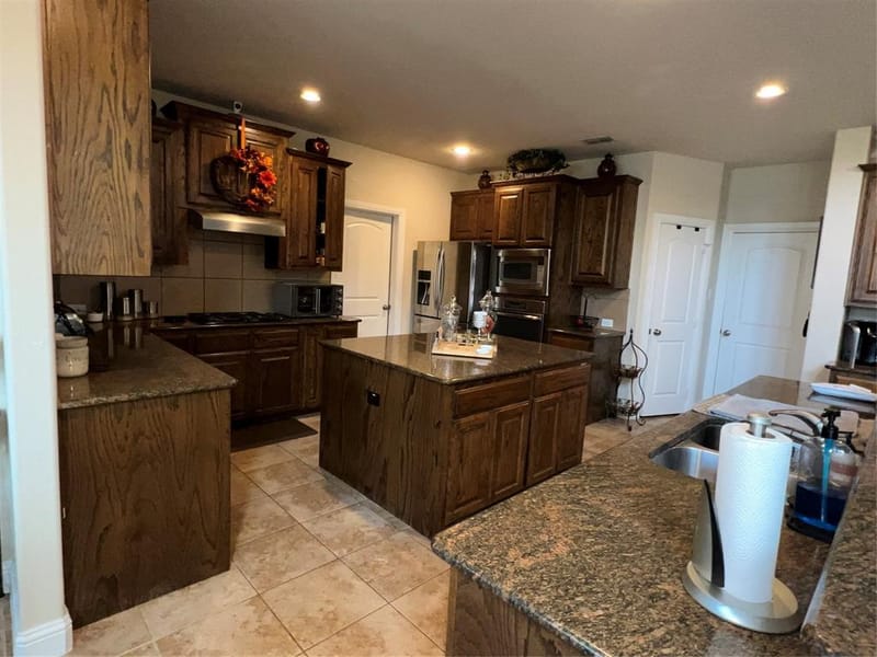 6955 Seascape Drive, Grand Prairie TX 75054 - Photo 8