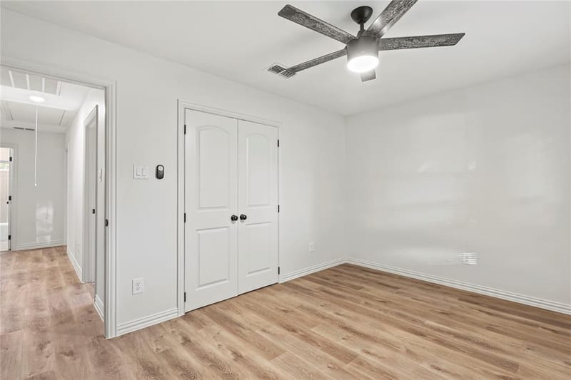6106 Flagstaff Drive, Dallas TX 75241 - Photo 13