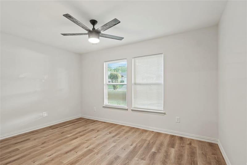 6106 Flagstaff Drive, Dallas TX 75241 - Photo 12