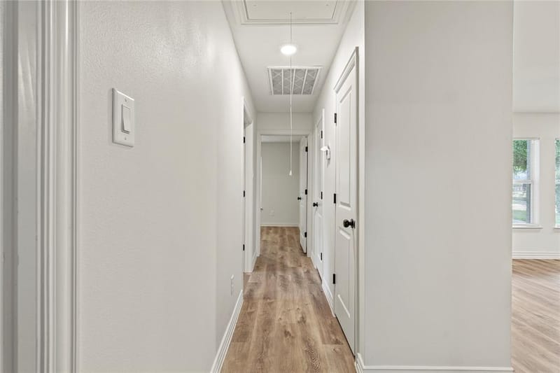 6106 Flagstaff Drive, Dallas TX 75241 - Photo 10