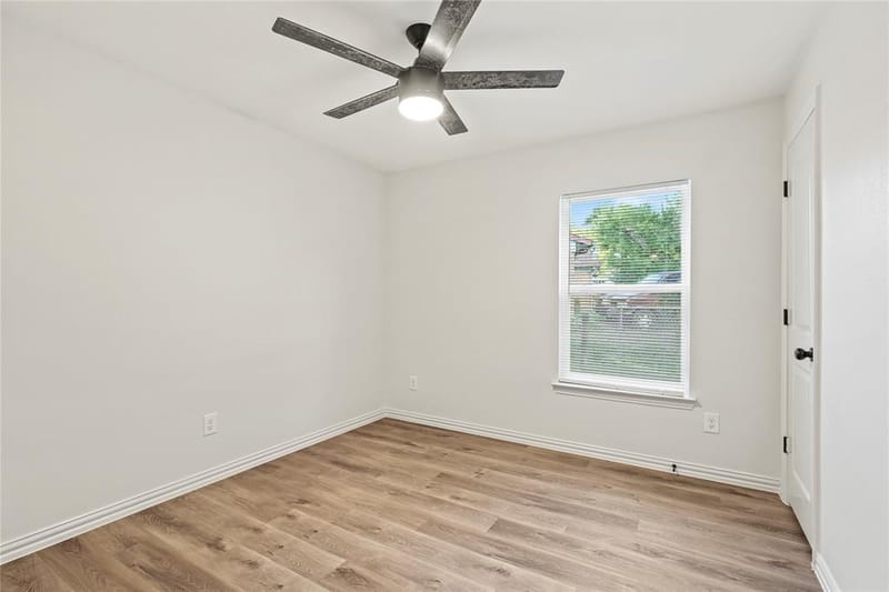 6106 Flagstaff Drive, Dallas TX 75241 - Photo 11