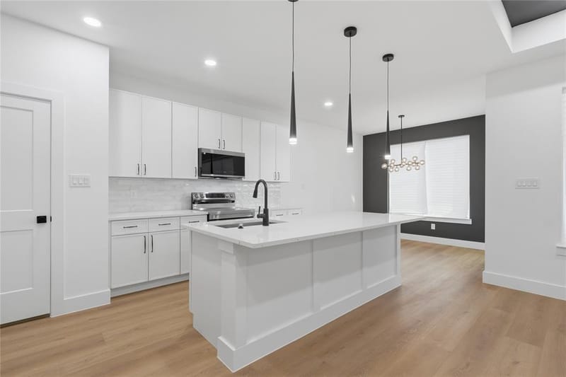 1515 Hortense Avenue, Dallas TX 75216 - Photo 9