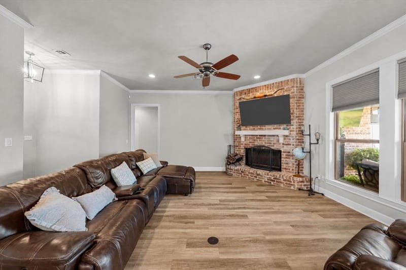 10313 Creekside Lane, Waco TX 76712 - Photo 12