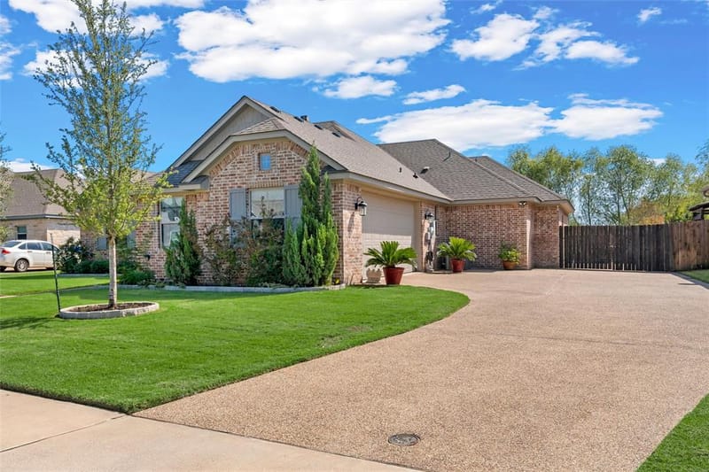 10313 Creekside Lane, Waco TX 76712 - Photo 32