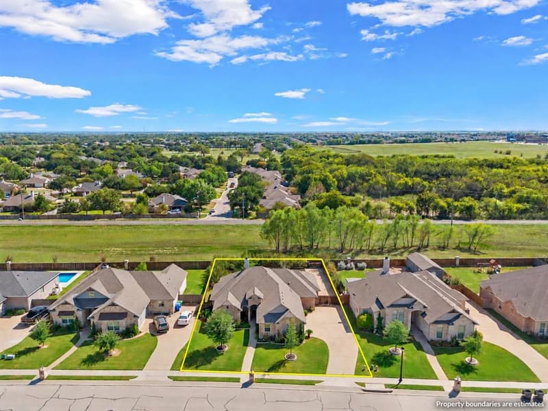 10313 Creekside Lane, Waco TX 76712 - Photo 28