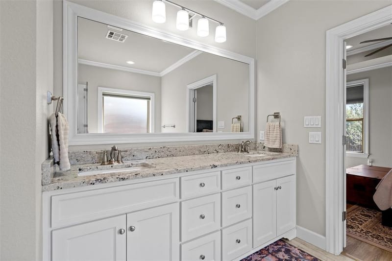 10313 Creekside Lane, Waco TX 76712 - Photo 15