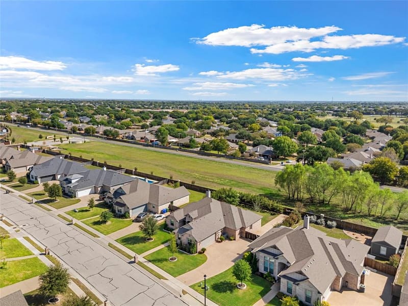 10313 Creekside Lane, Waco TX 76712 - Photo 29