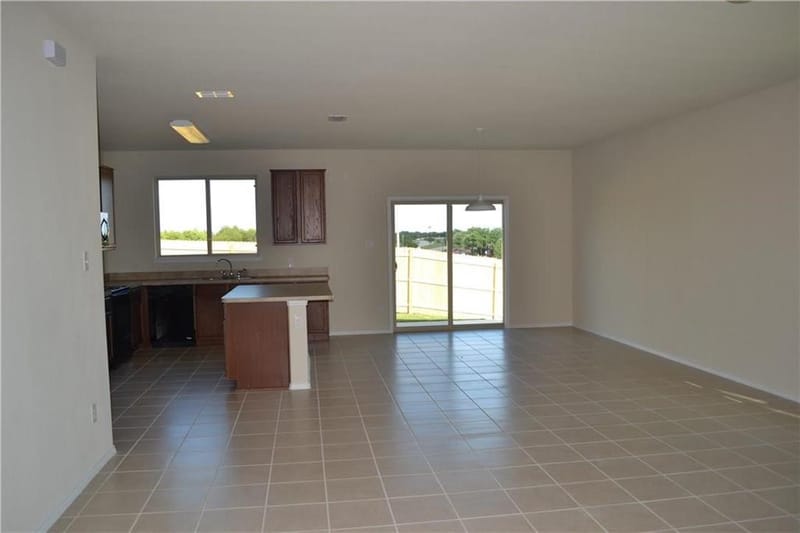 921 Swan Ridge Drive, Sherman TX 75092 - Photo 10