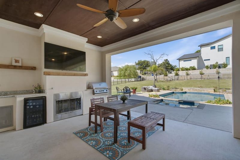 2501 Oak Bluff Drive, Corinth TX 76210 - Photo 2