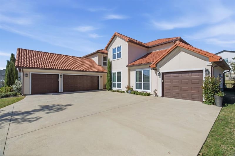 2501 Oak Bluff Drive, Corinth TX 76210 - Photo 6