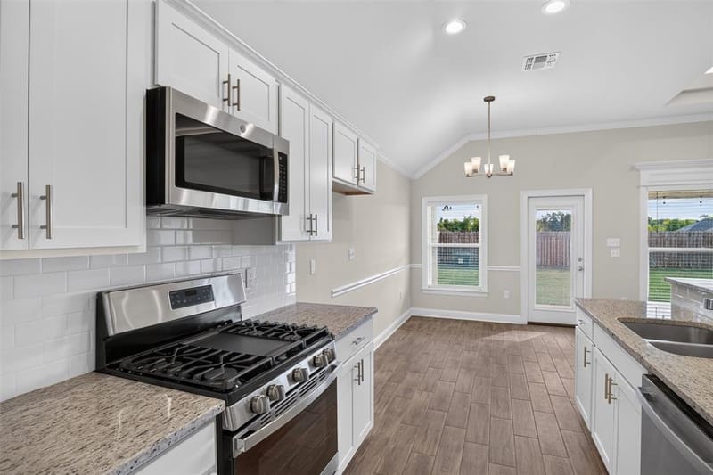4163 Grassy Lake Drive, Bossier City LA 71111 - Photo 2