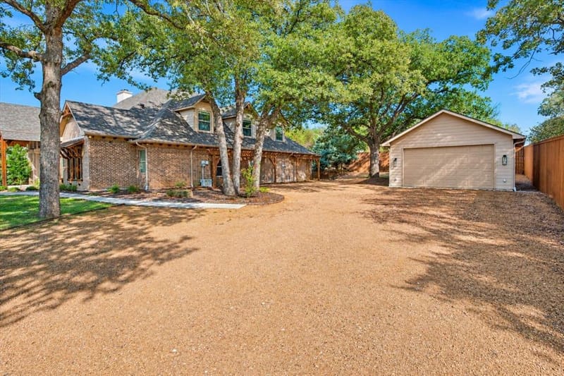 124 N Garza Road, Shady Shores TX 76208 - Photo 3