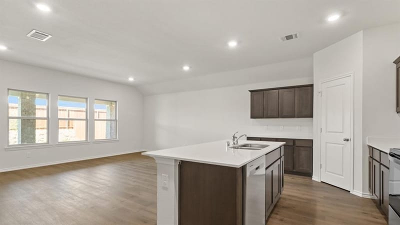 324 Ridan Drive, Waxahachie TX 75165 - Photo 8