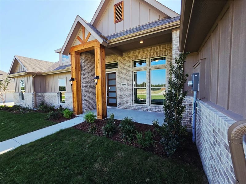 7010 Hayes Road, Midlothian TX 76065