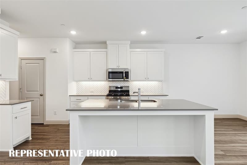 3708 Pierce Lane, Grand Prairie TX 75052 - Photo 6
