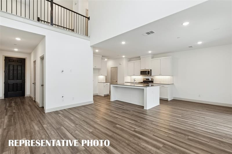 3708 Pierce Lane, Grand Prairie TX 75052 - Photo 3