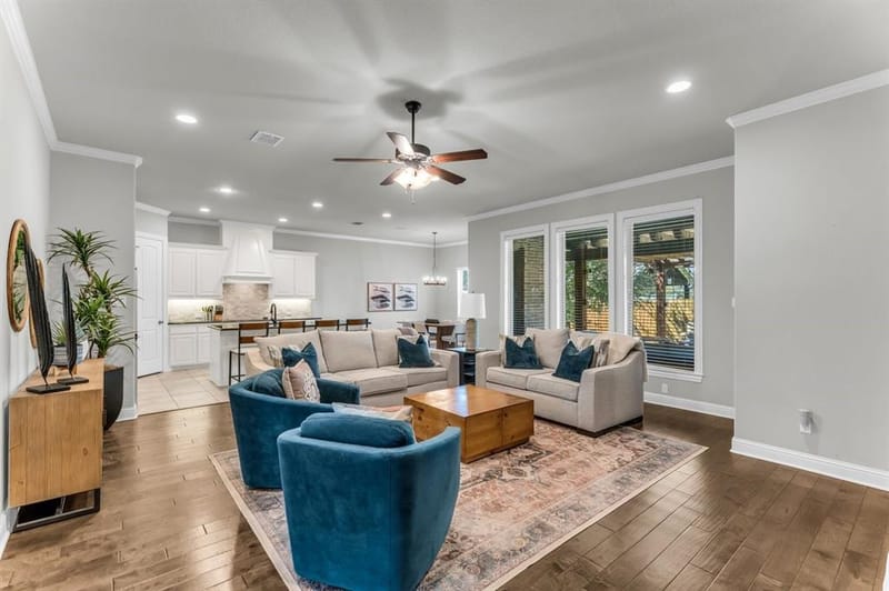 17050 Dominion Drive, Woodway TX 76712 - Photo 6