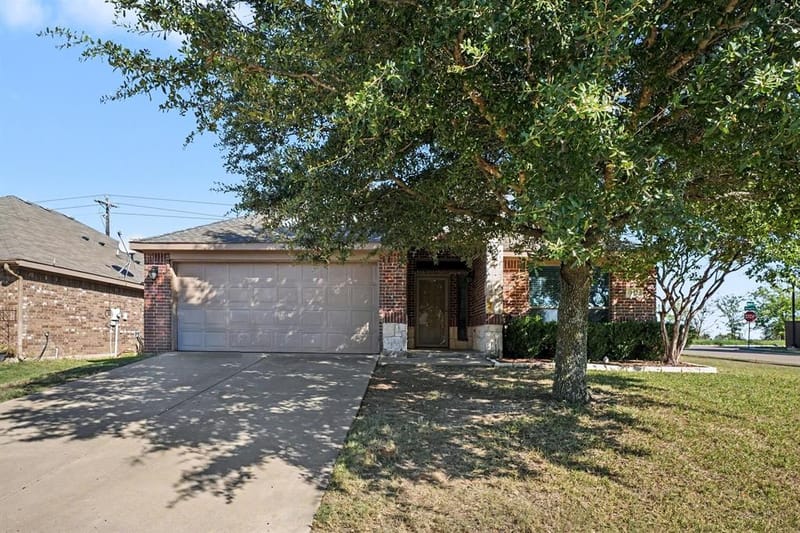 115 Timberline Drive, Waxahachie TX 75167 - Photo 2