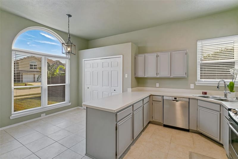 4667 Heatherbrook Lane, Grand Prairie TX 75052 - Photo 13
