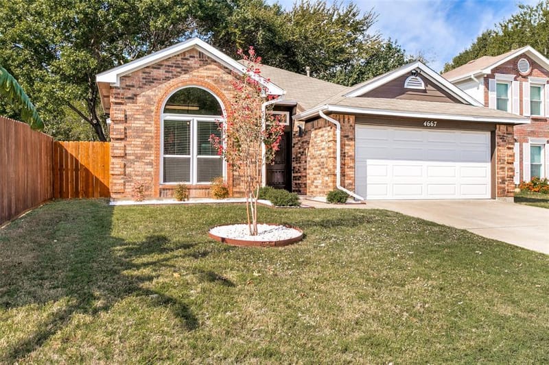 4667 Heatherbrook Lane, Grand Prairie TX 75052 - Photo 9