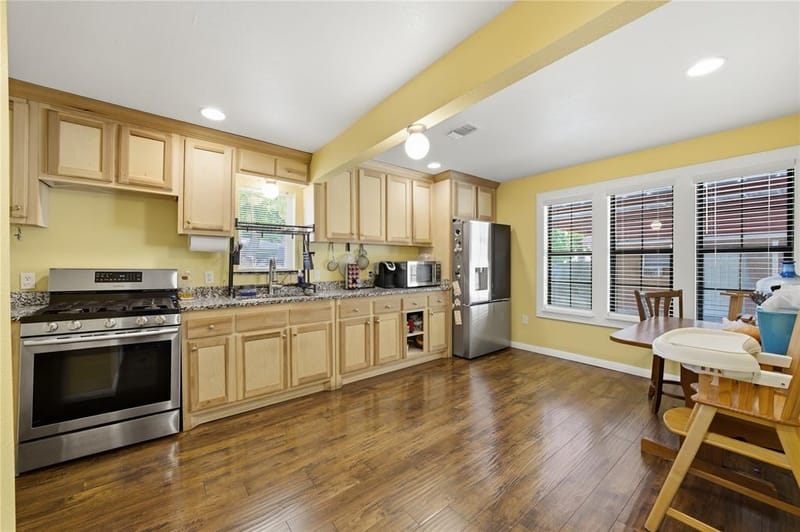 3624 Redbird Street, Bellmead TX 76705 - Photo 4