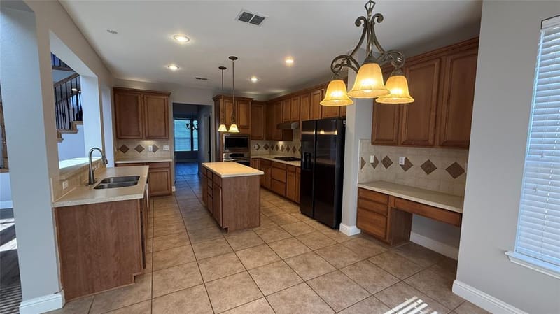 2947 Albares, Grand Prairie TX 75054 - Photo 2