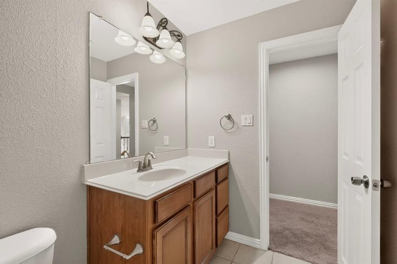 2947 Albares, Grand Prairie TX 75054 - Photo 32