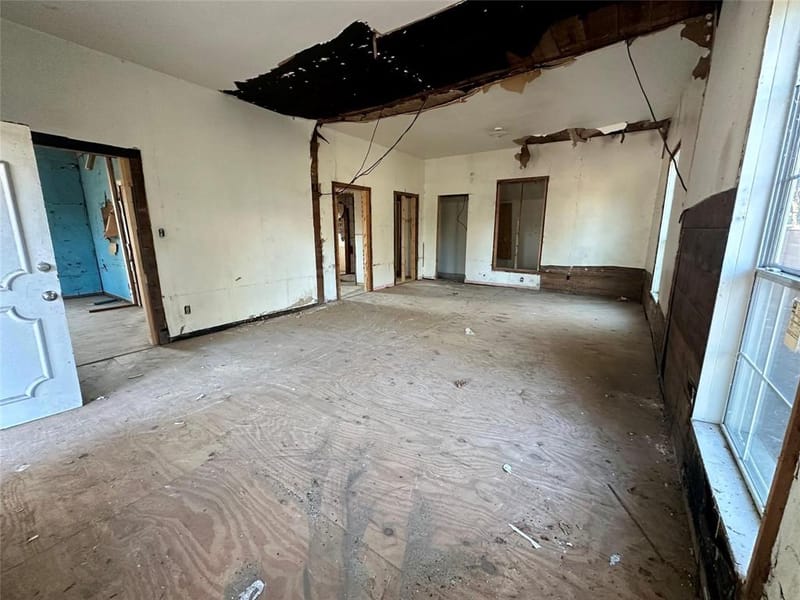1000 & 1002 E Calhoun Avenue, Waco TX 76704 - Photo 6
