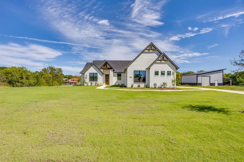 1090 Northern Way, Waxahachie TX 75167
