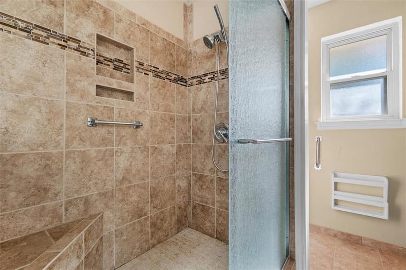 3648 Village Green Drive, Grand Prairie TX 75052 - Photo 15
