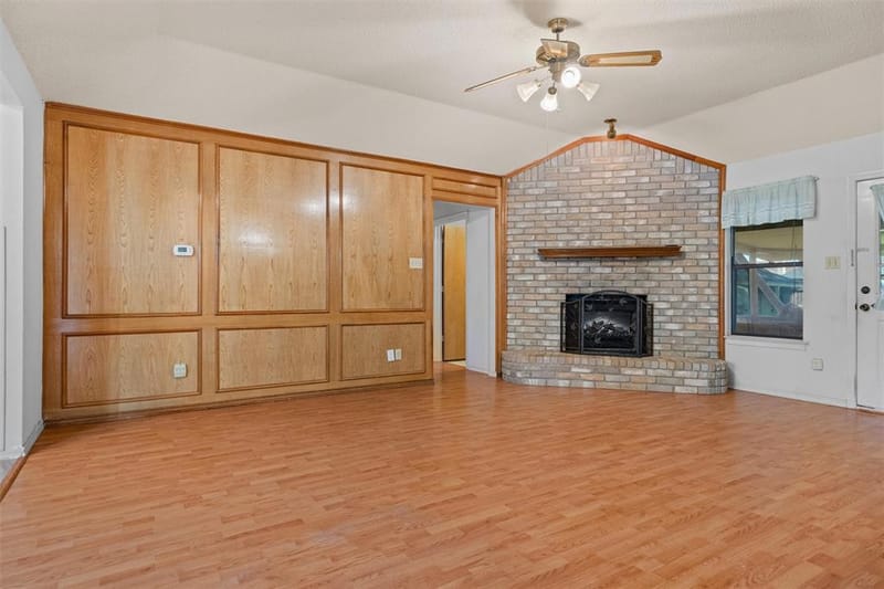 3648 Village Green Drive, Grand Prairie TX 75052 - Photo 4
