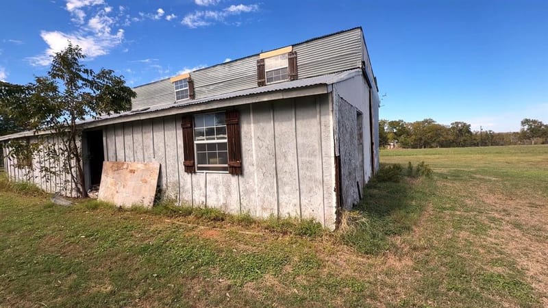 451 E Rocket Road, Lorena TX 76655 - Photo 24