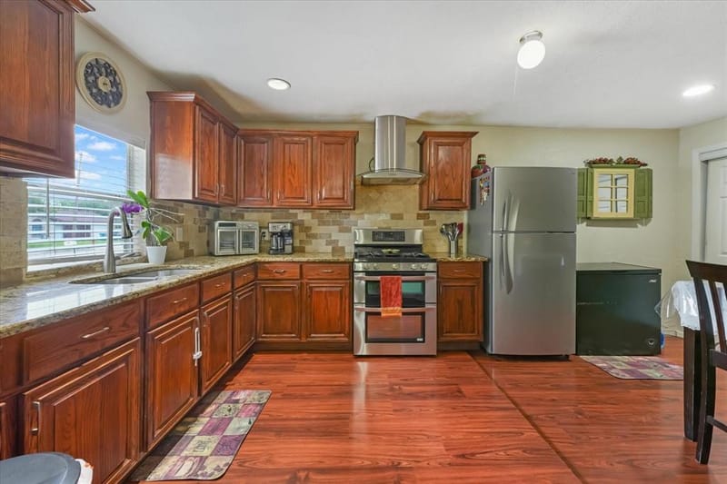 15138 Marsha Drive, Balch Springs TX 75180 - Photo 4