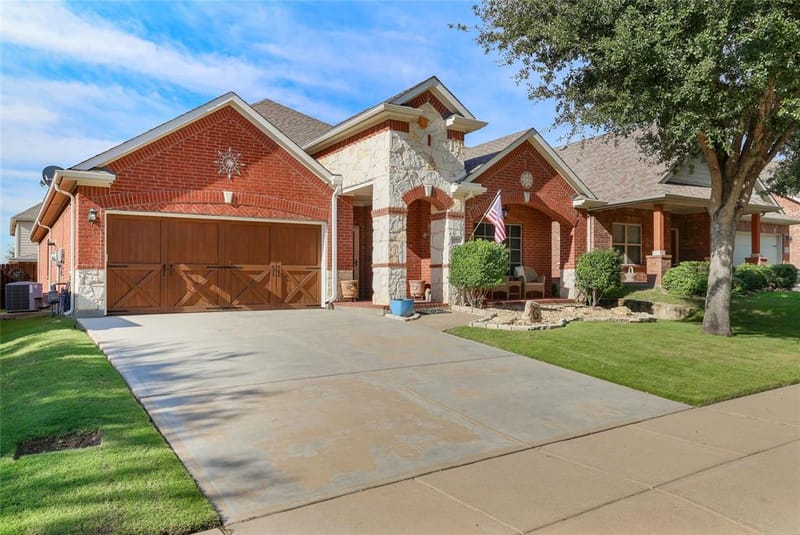 15713 Bent Rose Way, Fort Worth TX 76177 - Photo 3