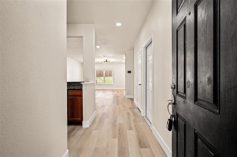 172 Dodge City Trail, Newark TX 76071 - Photo 3