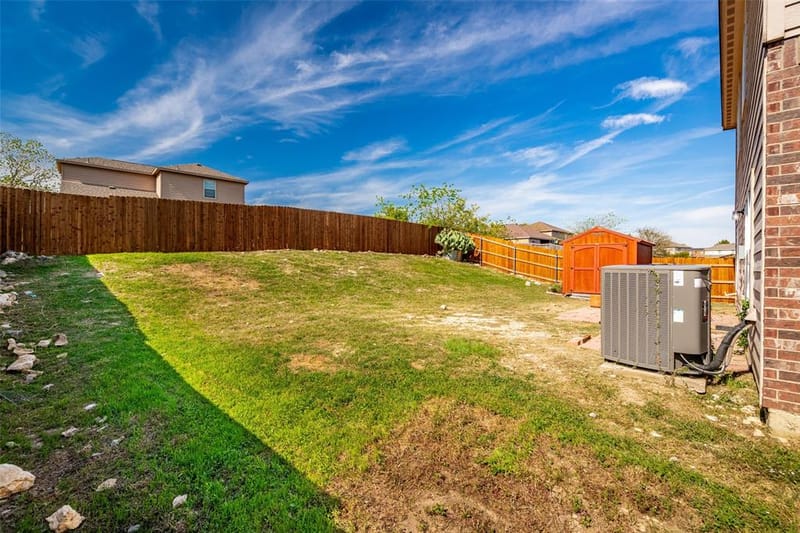 172 Dodge City Trail, Newark TX 76071 - Photo 33