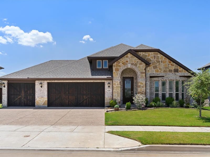12001 Logans Way, Fort Worth TX 76244 - Photo 3