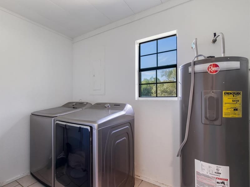 8745 County Road 107, Grandview TX 76050 - Photo 22